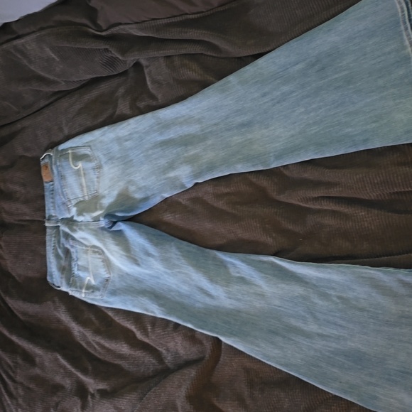 American Eagle Super Stretch Jeans. Hi-Rise BOHO Artist - Picture 2 of 5